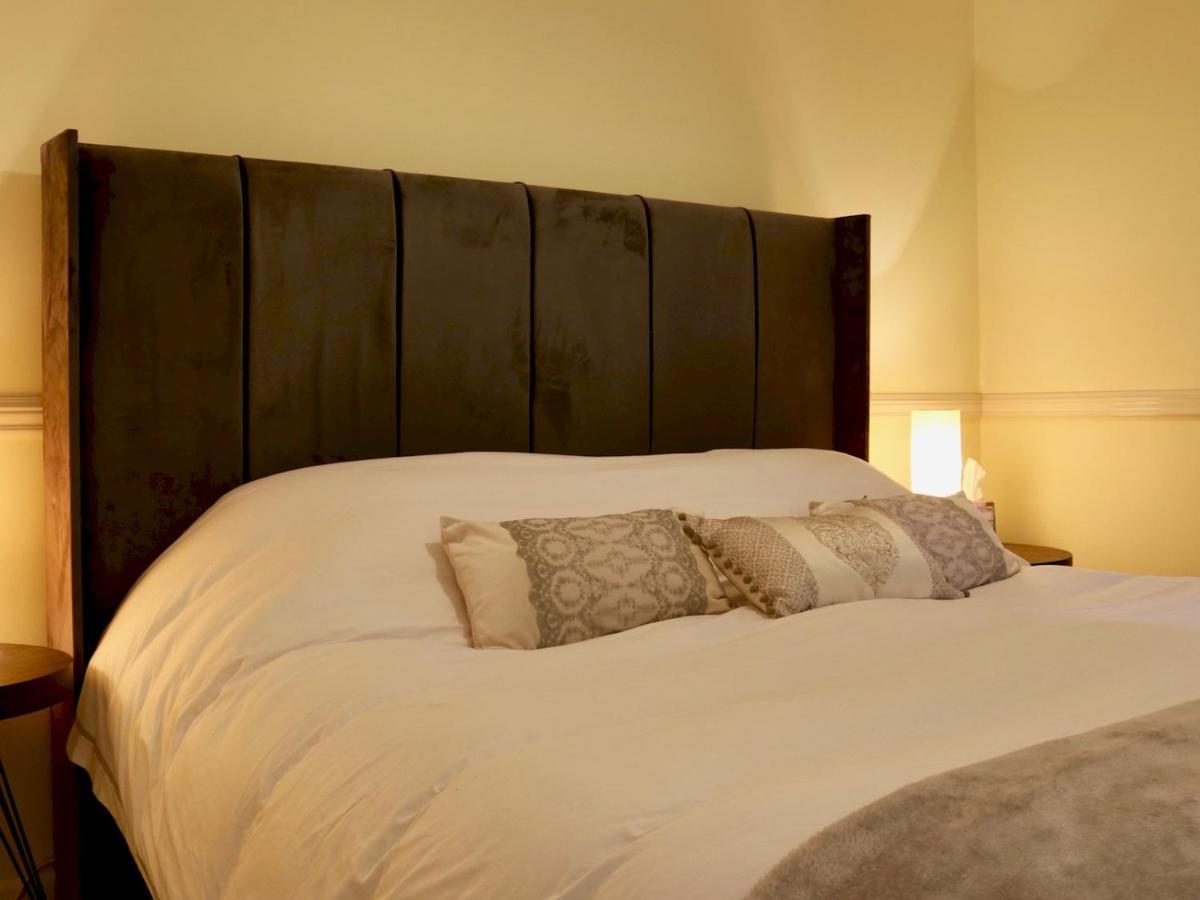 Cosy Church Cottage, St Marychurch, Holiday home *