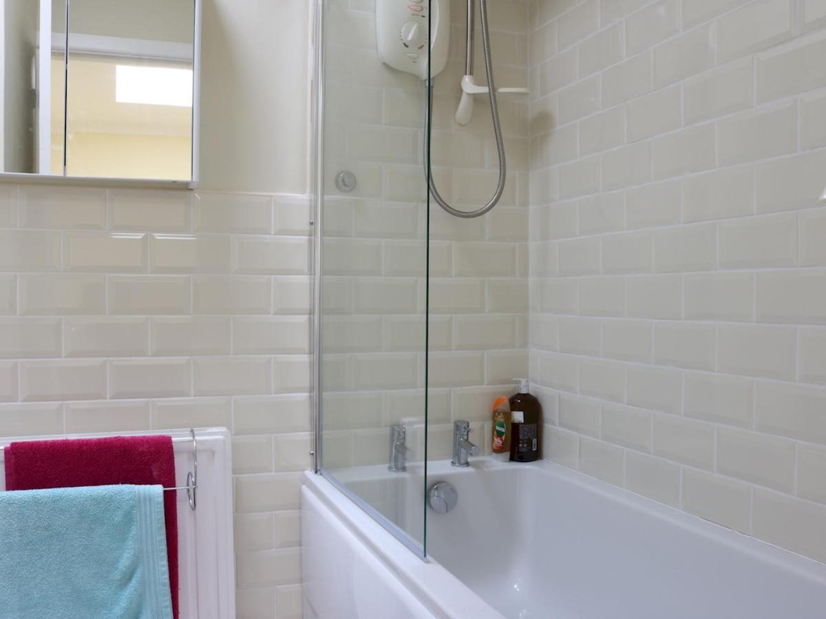 Holiday home Cosy Church Cottage, St Marychurch,