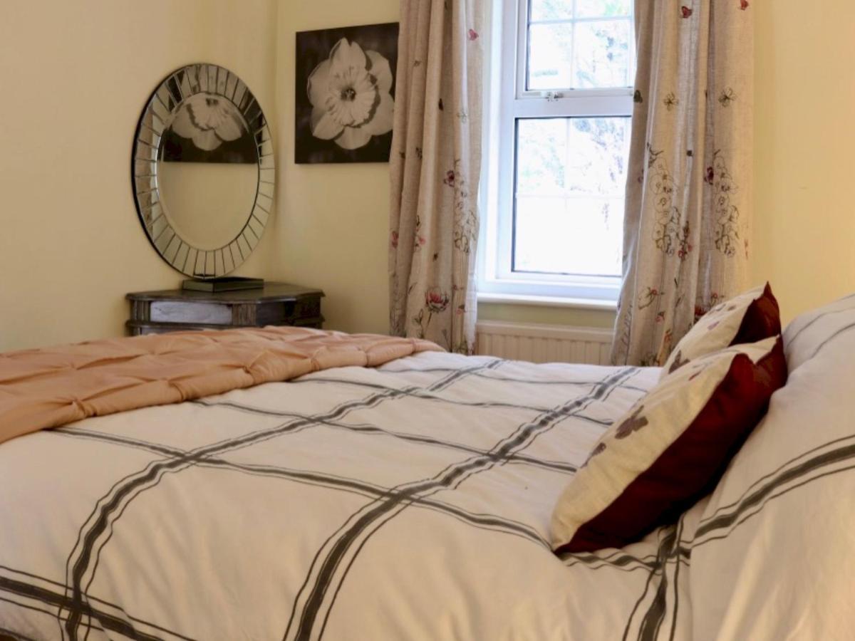 Cosy Church Cottage, St Marychurch,