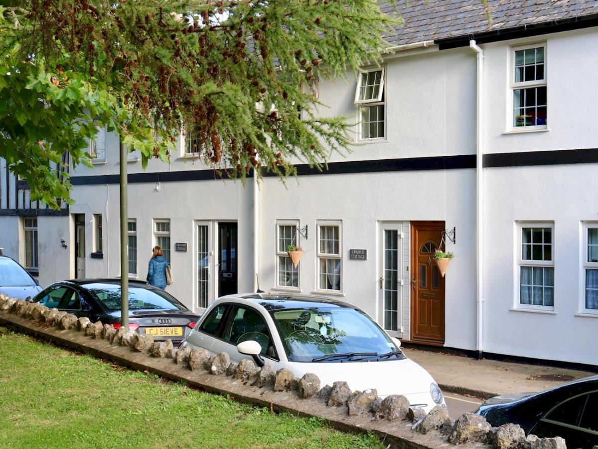 Holiday home Cosy Church Cottage, St Marychurch,